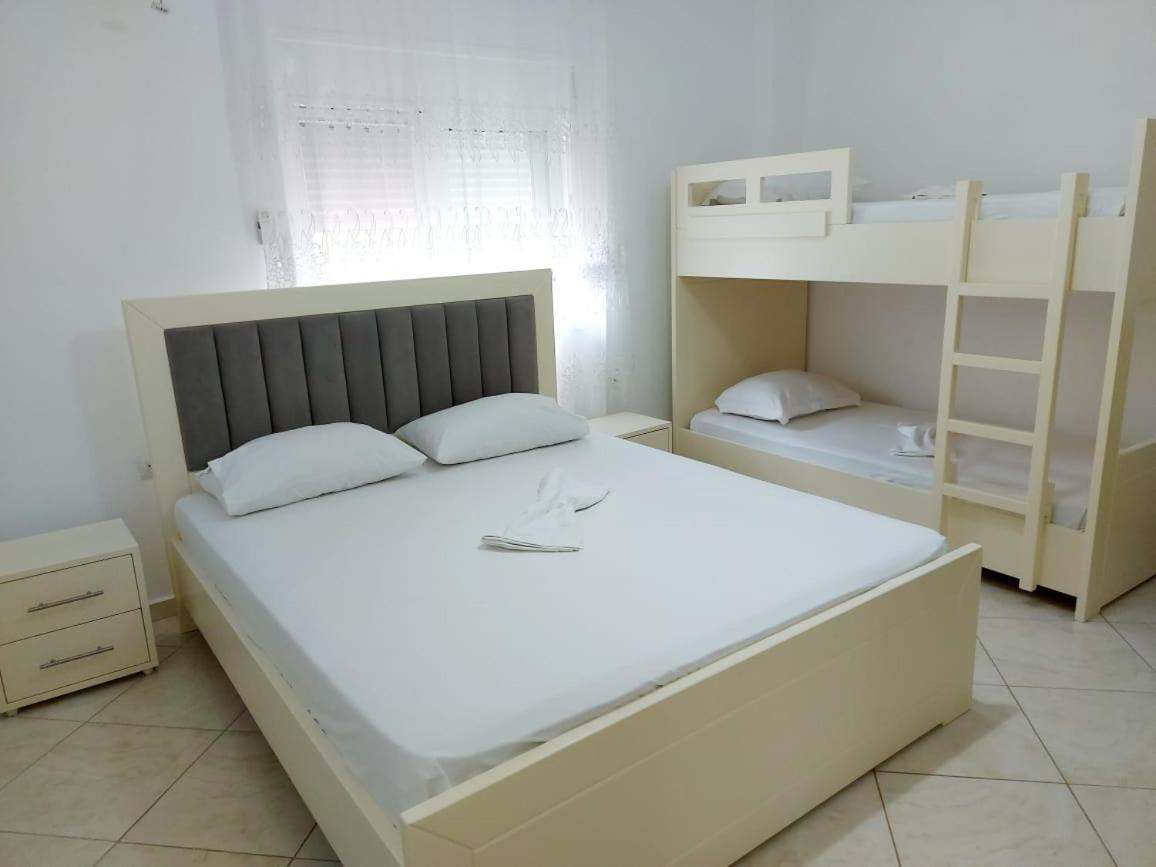 Vila Rexhaj Ksamil Bagian luar foto